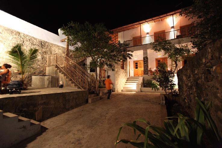 Casa Beiramar Hotell São Filipe Exteriör bild